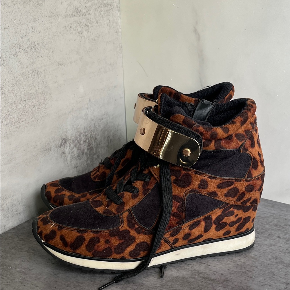 JustFab Brown and Black Wedge Sneakers